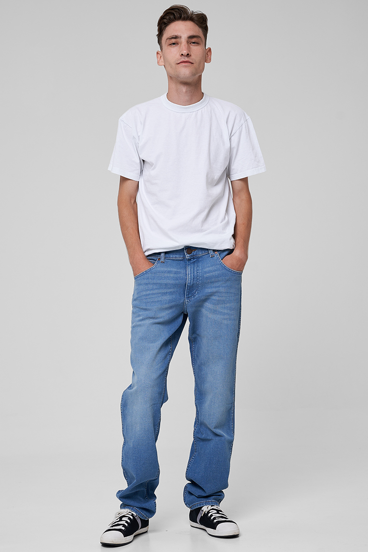 Джинси Wrangler Greensboro Regular Fit (W15QC427P) Блакитний