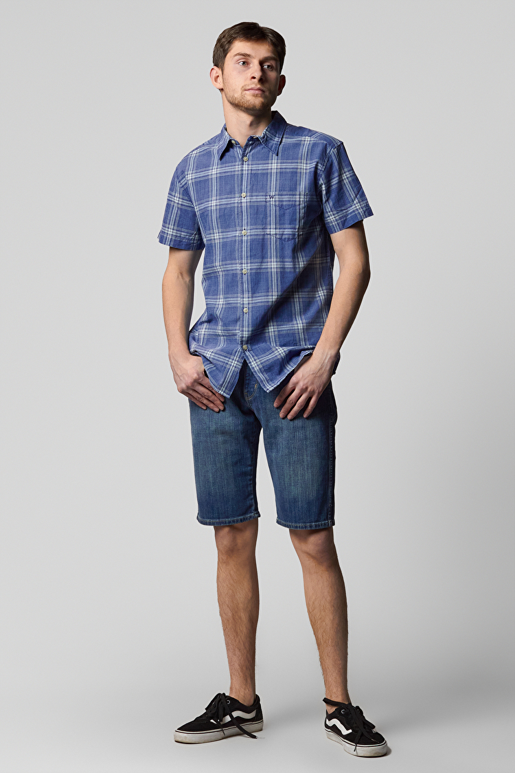 Шорты джинсовые Wrangler Arizona Short Regular Fit (W13PXG46V) Синий