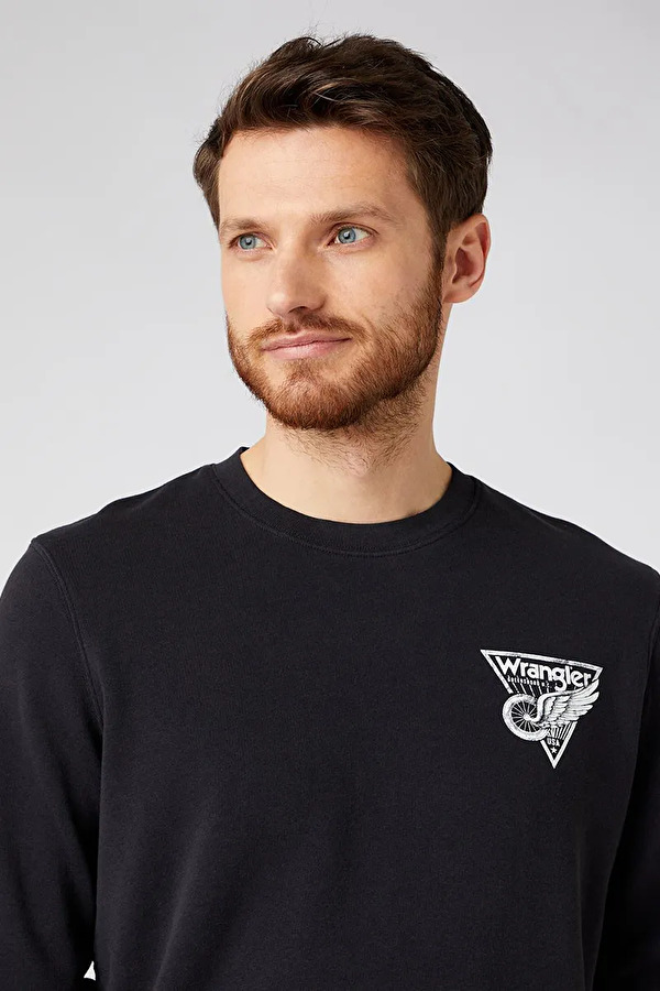 Свитшот Wrangler Chest Print Crew Regular Fit (W6F5HA100) Черный