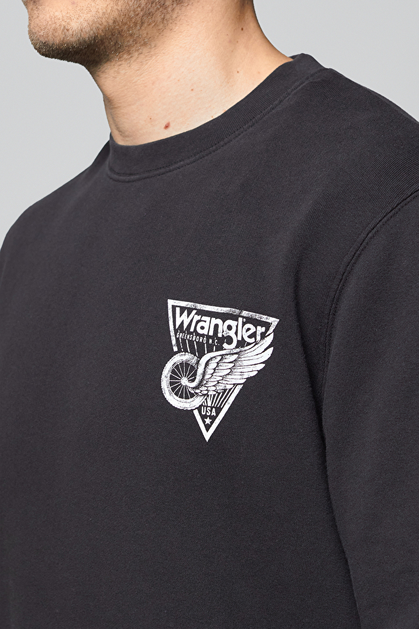 Свитшот Wrangler Chest Print Crew Regular Fit (W6F5HA100) Черный