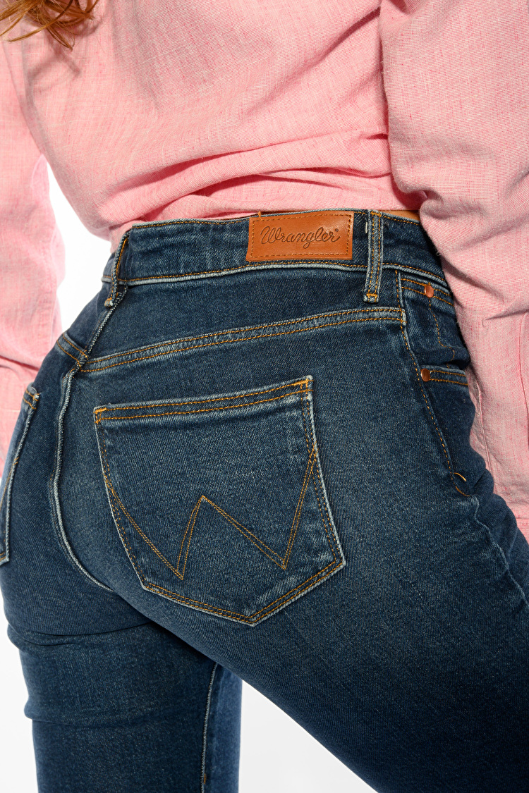 Джинси Wrangler Slim Slim Fit (W28LRH211) Синій