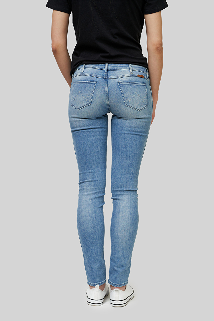 Джинсы Wrangler Courtney Skinny Fit (W23S4571P) Синий