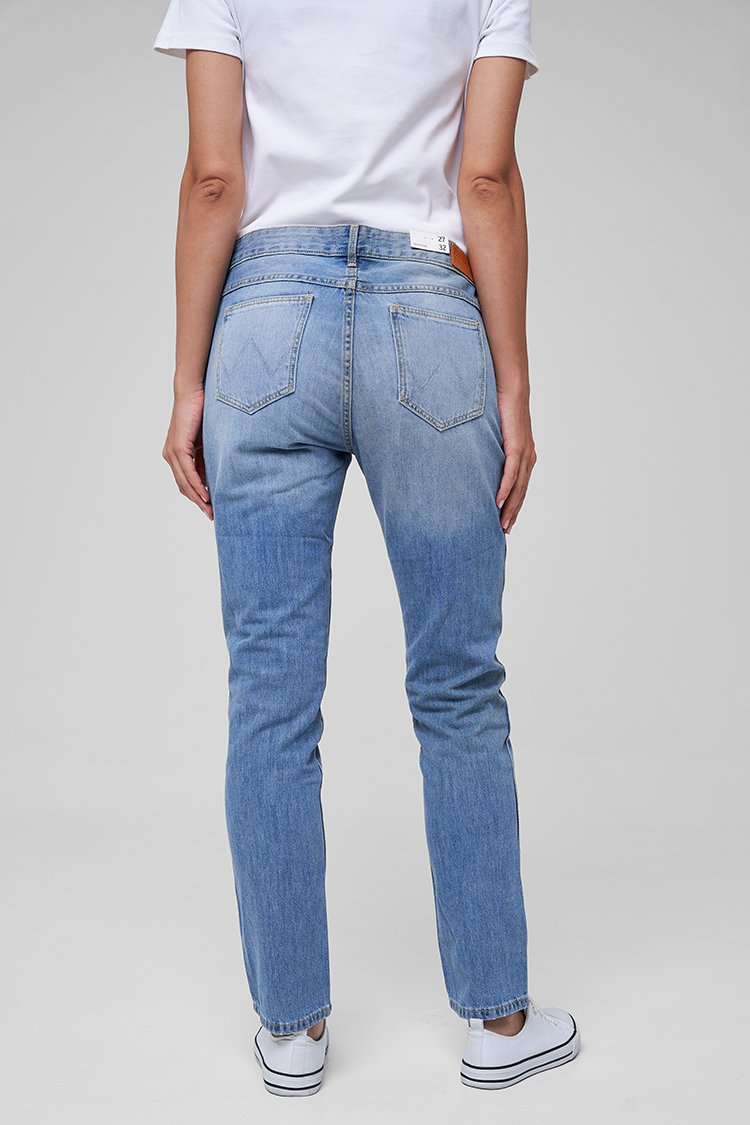 Джинсы Wrangler Boyfriend Boyfriend (W27MLK85X) Голубой