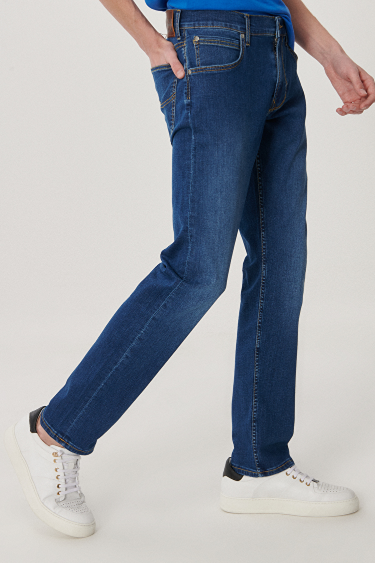 Джинсы LEE Daren Zip Fly Regular Fit (L707ACHJ) Синий