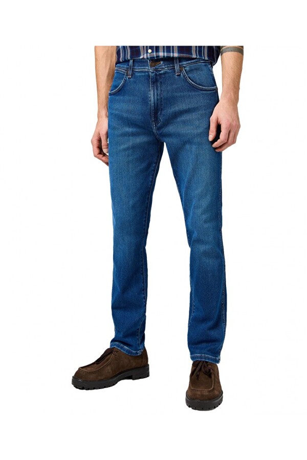 Джинси Wrangler Larston Slim Fit (112378853) Блакитний
