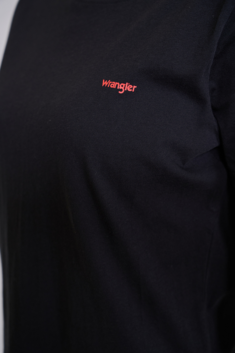 Футболка Wrangler Sign Off Tee Slim Fit (W7Q0EV100) Черный