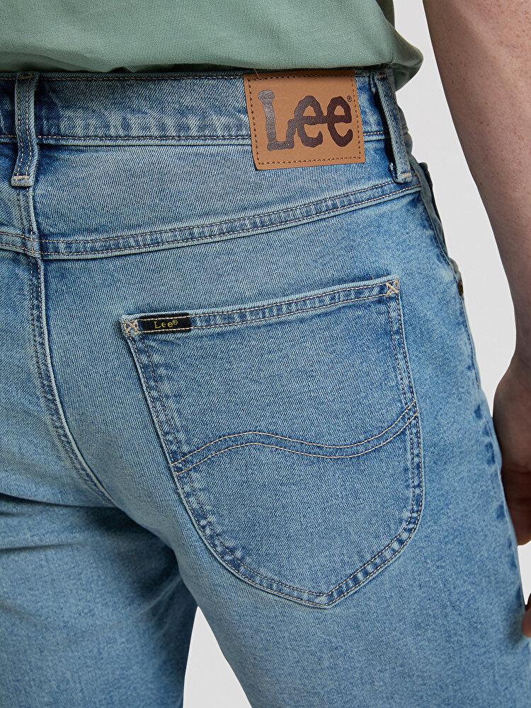 Шорты LEE 5 Pocket Short Regular Fit (112376920) Голубой