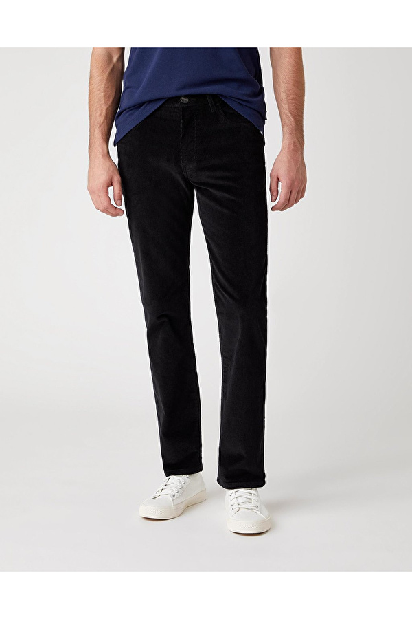 Брюки вельветові Wrangler Arizona Regular Fit (W12OEC100) Чорний