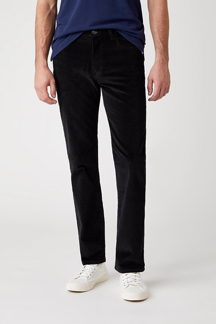 Брюки вельветові Wrangler Arizona Regular Fit (W12OEC100) Чорний