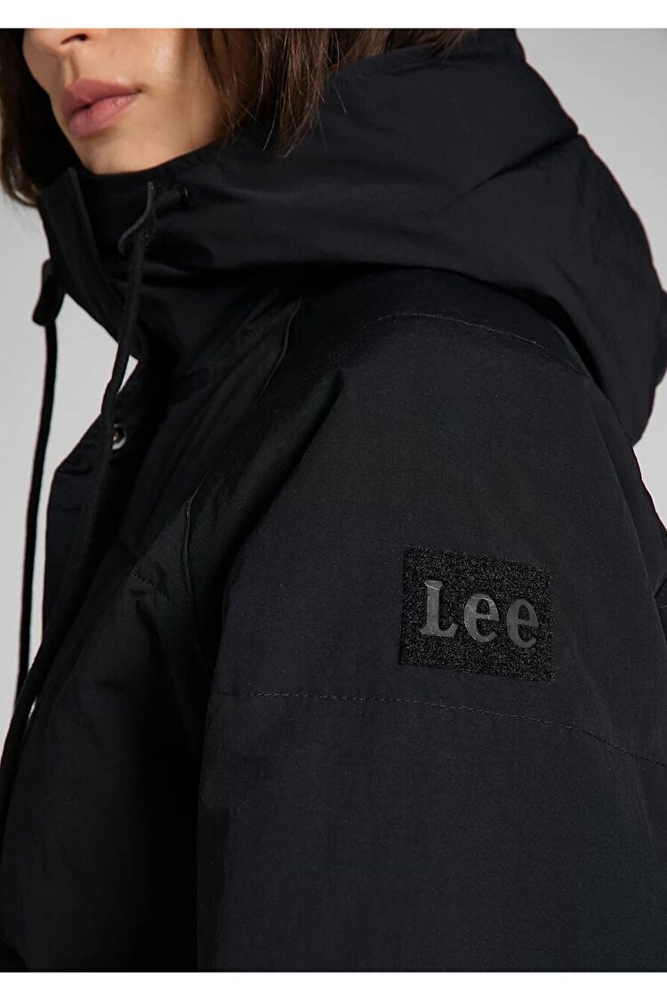 Куртка стьобана LEE Short Puffer Relaxed Fit (L56HXW01) Чорний