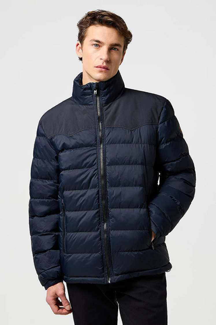 Куртка с утеплителем Wrangler PACKABLE PUFFER Regular Fit (112371447) Черный
