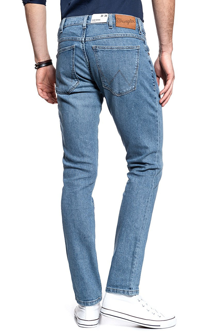 Джинси Wrangler Larston Slim Fit (W18S2324Z) Блакитний