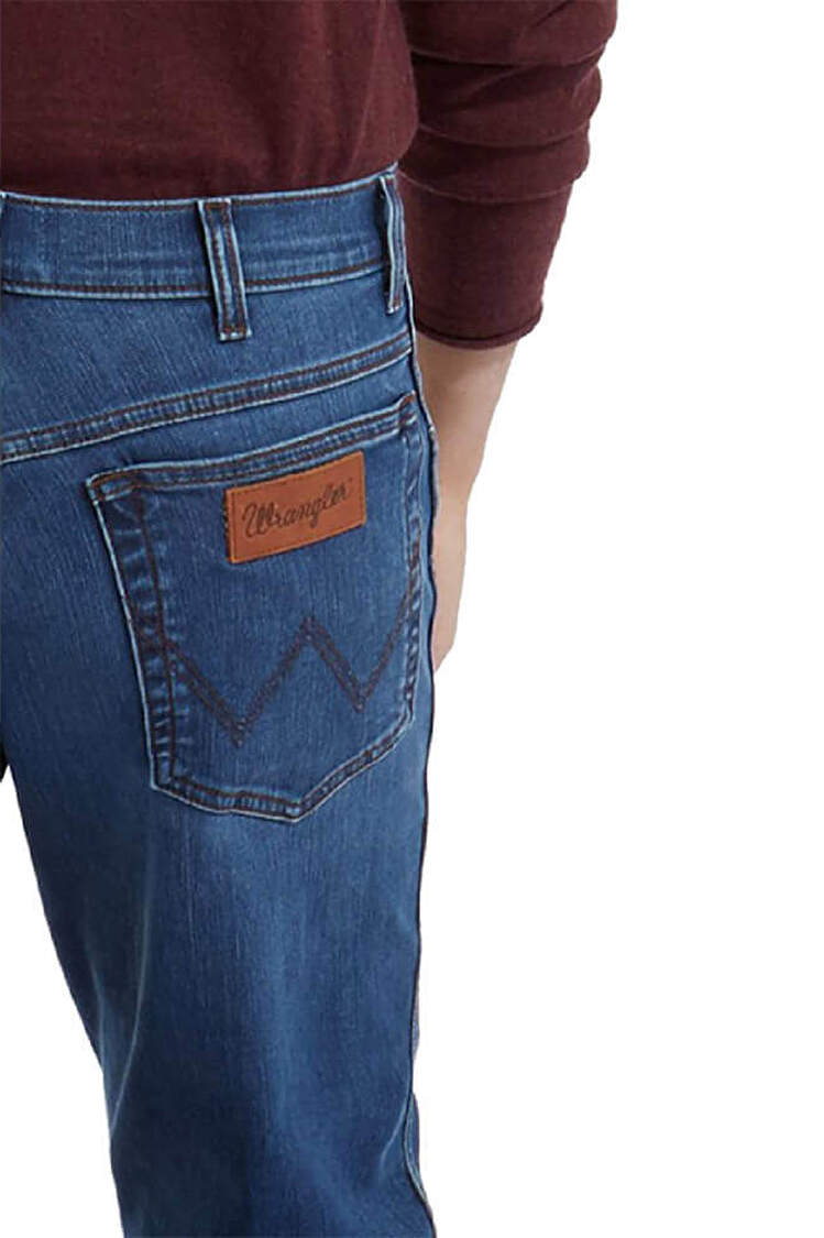 Джинсы Wrangler Greensboro Regular Fit (W15QEE267) Синий