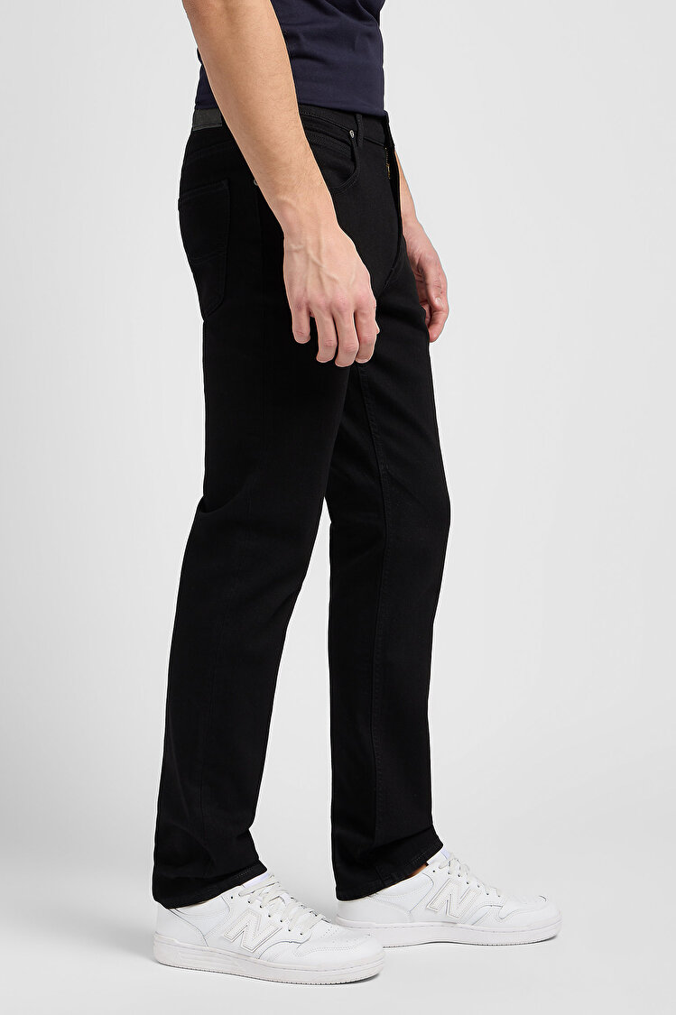 Джинсы LEE Brooklyn Straight Regular Fit (112110125-L452HFAE) Черный