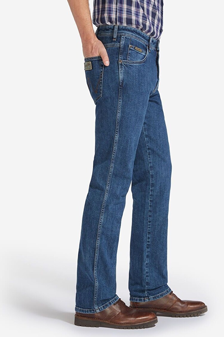 Джинсы Wrangler Arizona Regular Fit (W12OXG77O) Синий