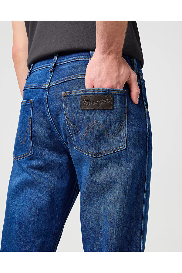 Джинсы Wrangler Greensboro Regular Fit (112341419) Синий