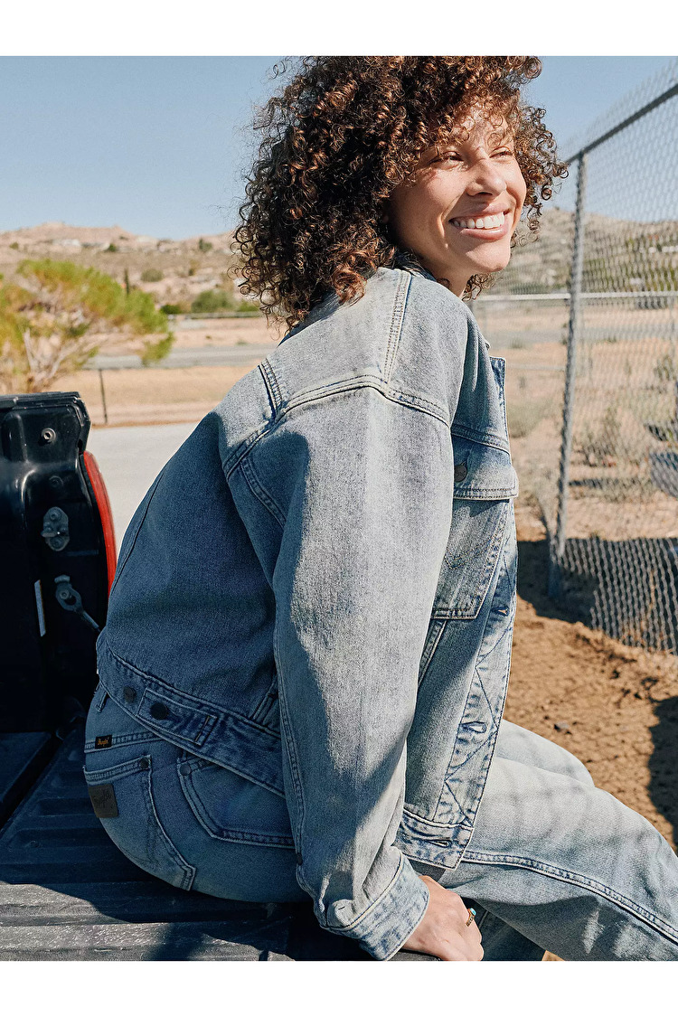 Куртка Wrangler COWGIRL JACKET Relaxed Fit (112378131) Блакитний