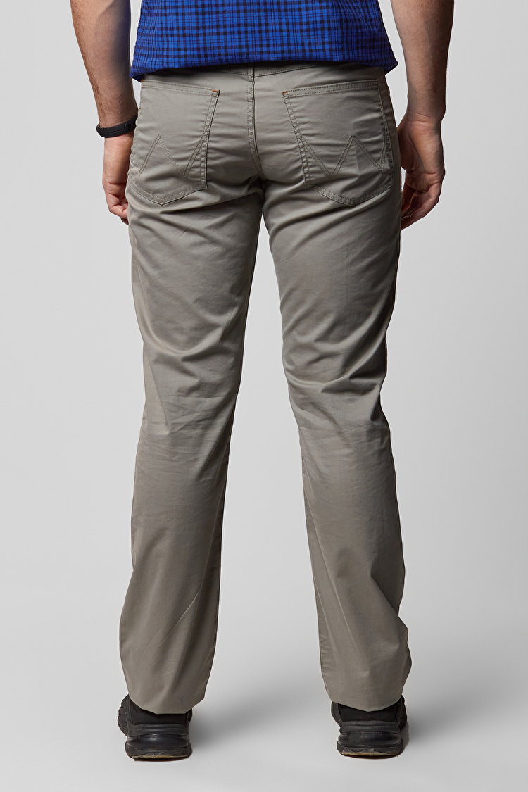 Брюки Wrangler Arizona Regular Fit (W12OAN148) Серый Оливковый