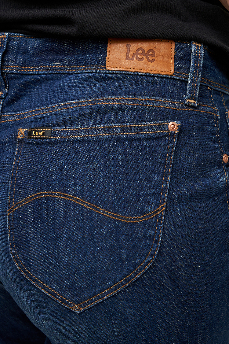 Джинси LEE Sallie Regular Fit (L30KAUPD) Темно-синій
