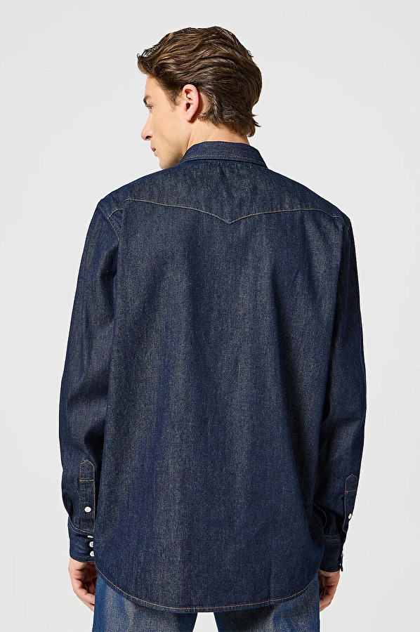 Рубашка джинсовая Wrangler 2 PKT SHIRT Relaxed Fit (112357737) Темно-синий
