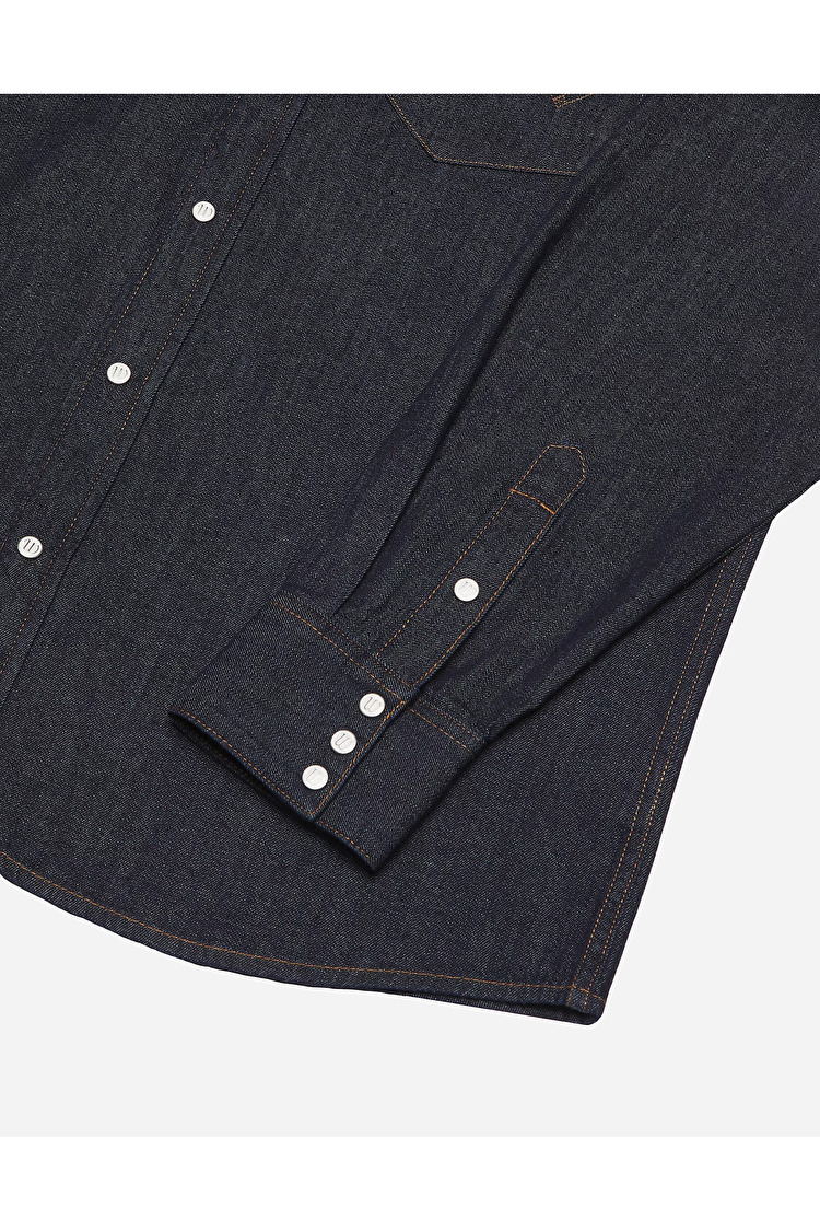 Рубашка джинсовая Wrangler 2 PKT SHIRT Relaxed Fit (112357737) Темно-синий