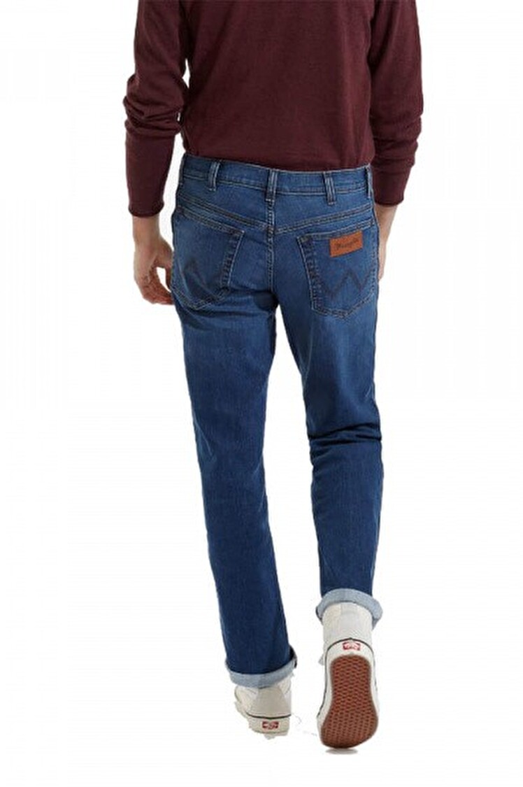 Джинсы Wrangler Greensboro Regular Fit (W15QEE267) Синий