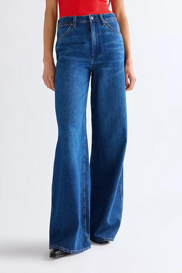 Джинси Wrangler CANYON Loose Fit (112378704) Блакитний