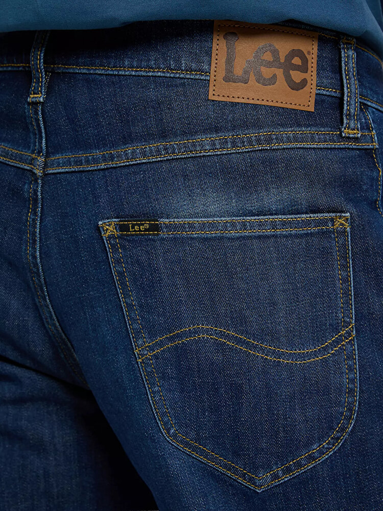 Шорты LEE 5 Pocket Short Regular Fit (112377689) Синий
