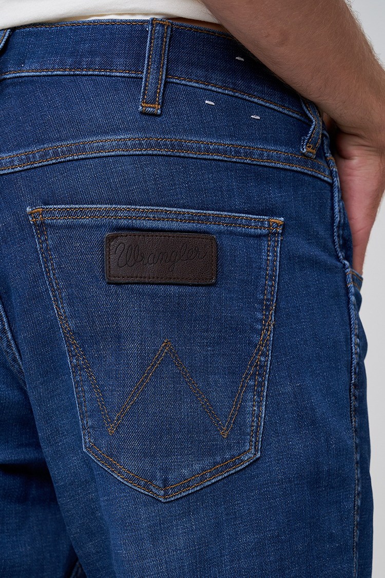 Джинсы Wrangler Greensboro Regular Fit (W15QQ1150) Синий