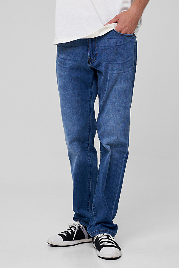 Джинси Wrangler Arizona Regular Fit (W12OMU91Q) Блакитний