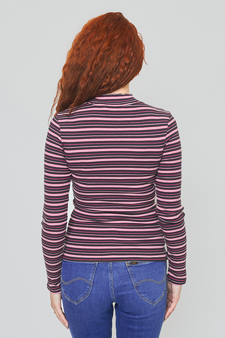 Лонгслів Wrangler Baby Tee Slim Fit (W7R1DGXV6) Рожевий