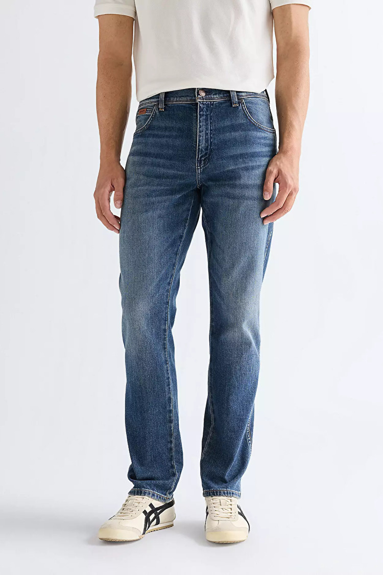 Джинси Wrangler Texas Slim Slim Fit (112377808) Блакитний