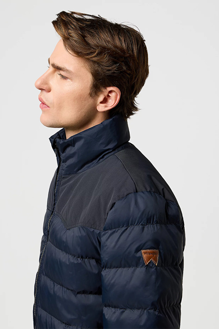 Куртка с утеплителем Wrangler PACKABLE PUFFER Regular Fit (112371447) Черный