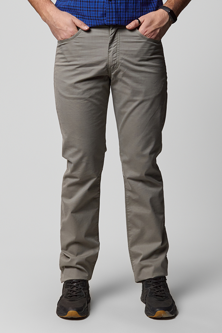 Брюки Wrangler Arizona Regular Fit (W12OAN148) Серый Оливковый