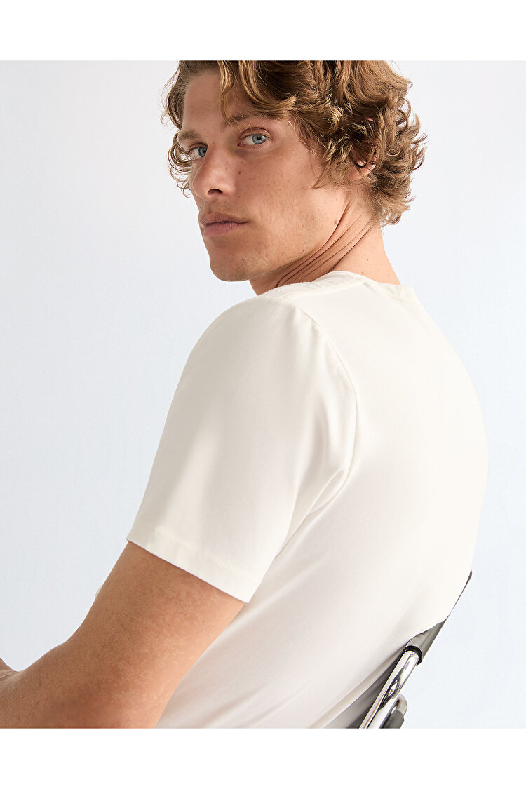 Футболка Wrangler Americana Tee Regular Fit (112378505) Белый