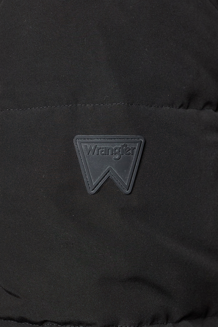 Куртка стеганная Wrangler The Bodyguard Regular Fit (W4C8WW100) Черный