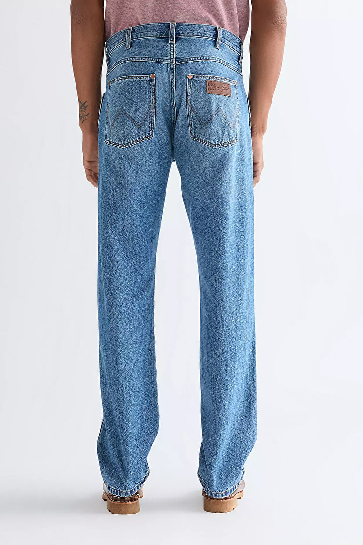 Джинси Wrangler FRONTIER Relaxed Fit (112377868) Блакитний
