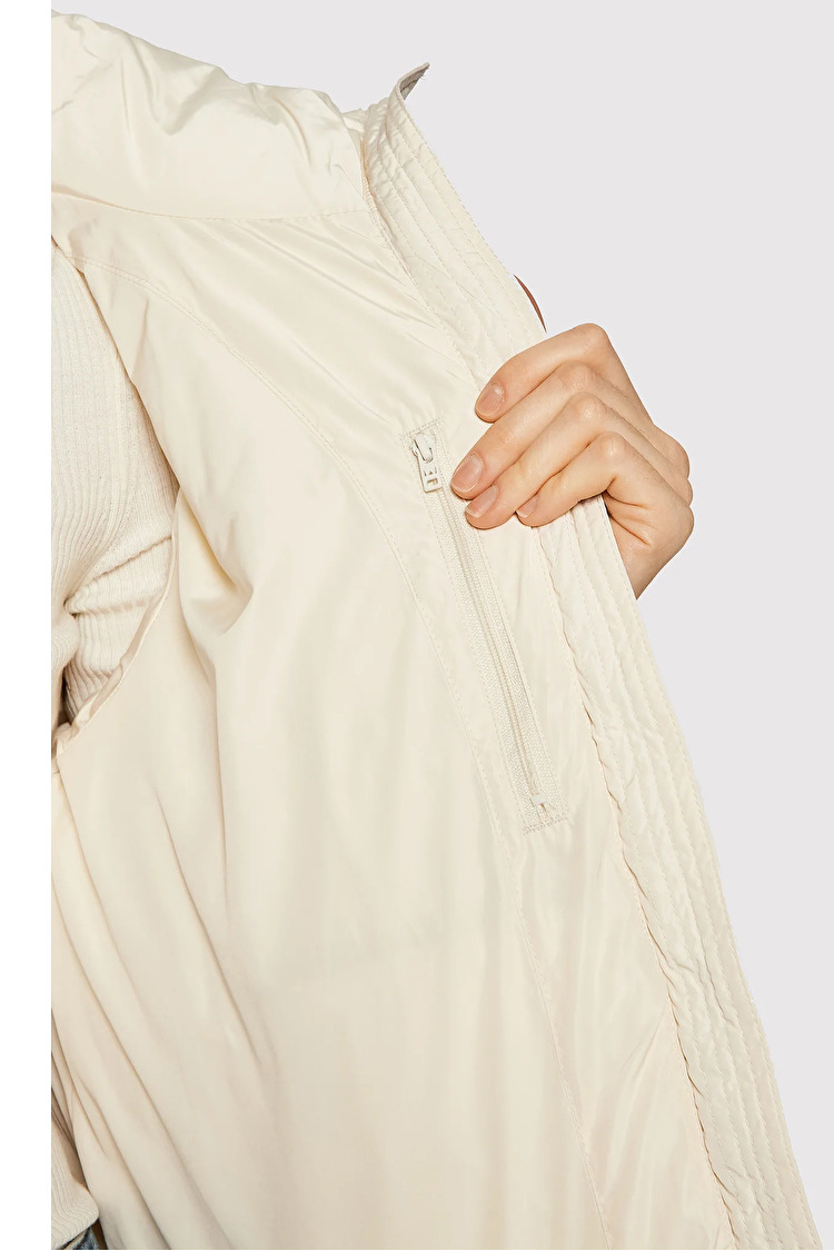 Куртка стьобана Wrangler Short Puffer Regular Fit (W4Q3YJX3C) Білий