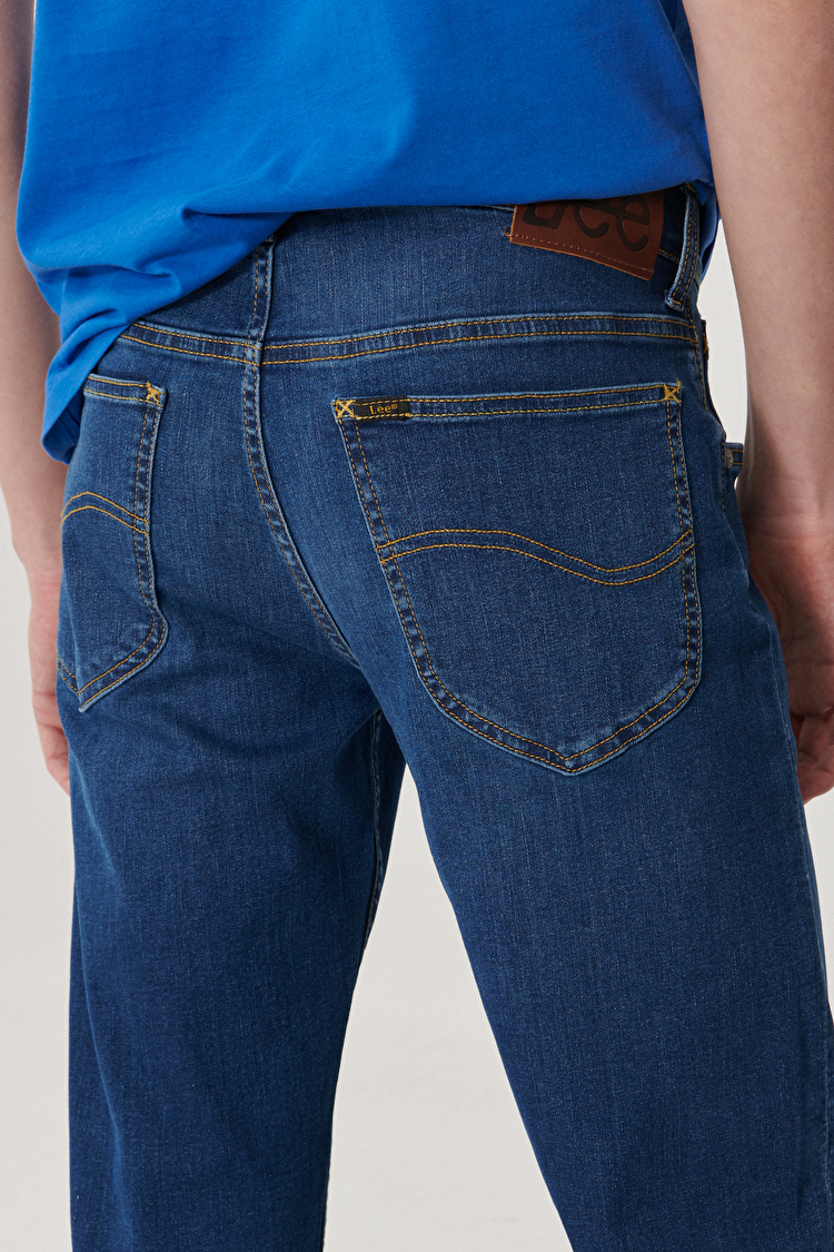 Джинсы LEE Daren Zip Fly Regular Fit (L707ACHJ) Синий