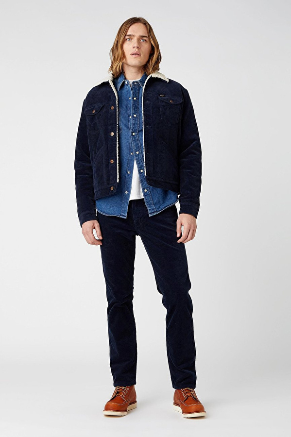 Брюки вельветові Wrangler Greensboro Regular Fit (W15QA2B21) Темно-синій