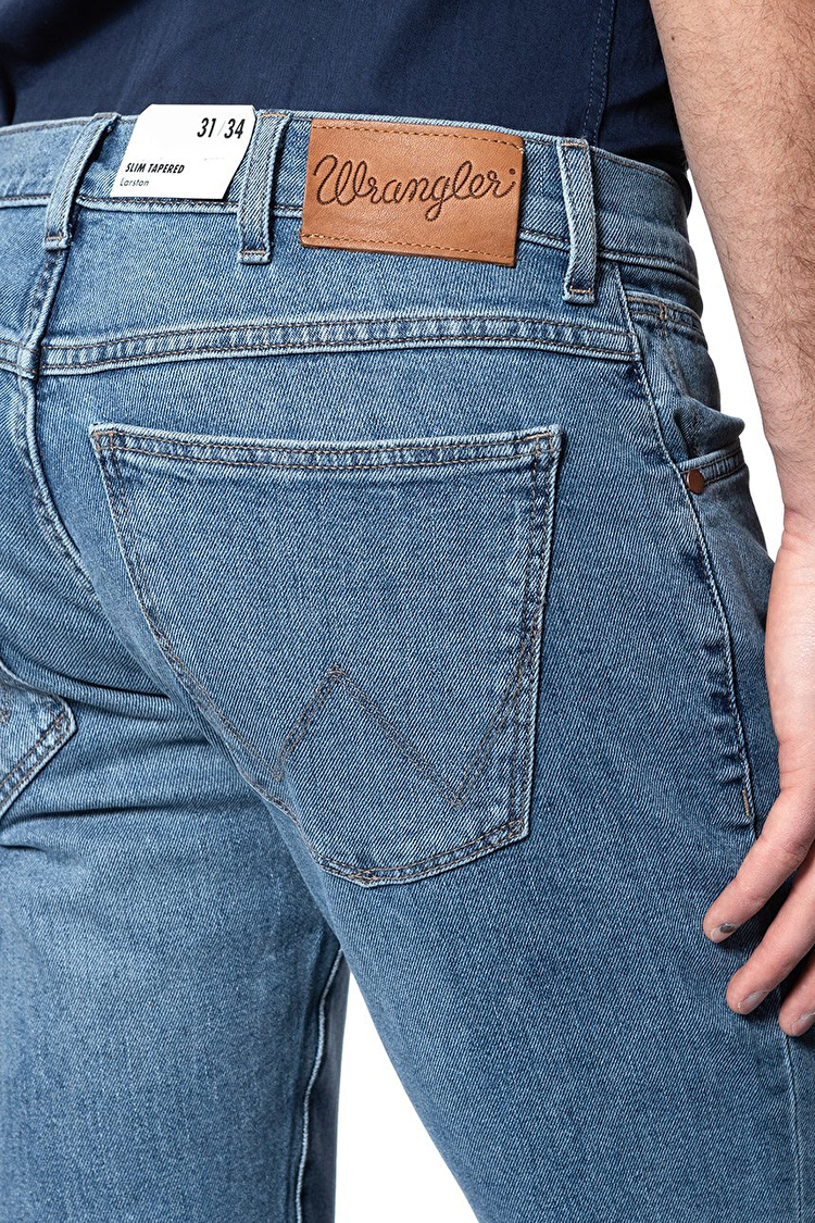 Джинси Wrangler Larston Slim Fit (W18S2324Z) Блакитний