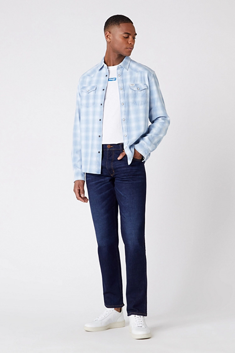 Джинси Wrangler Greensboro Regular Fit (W15QQ892G) Темно-синій