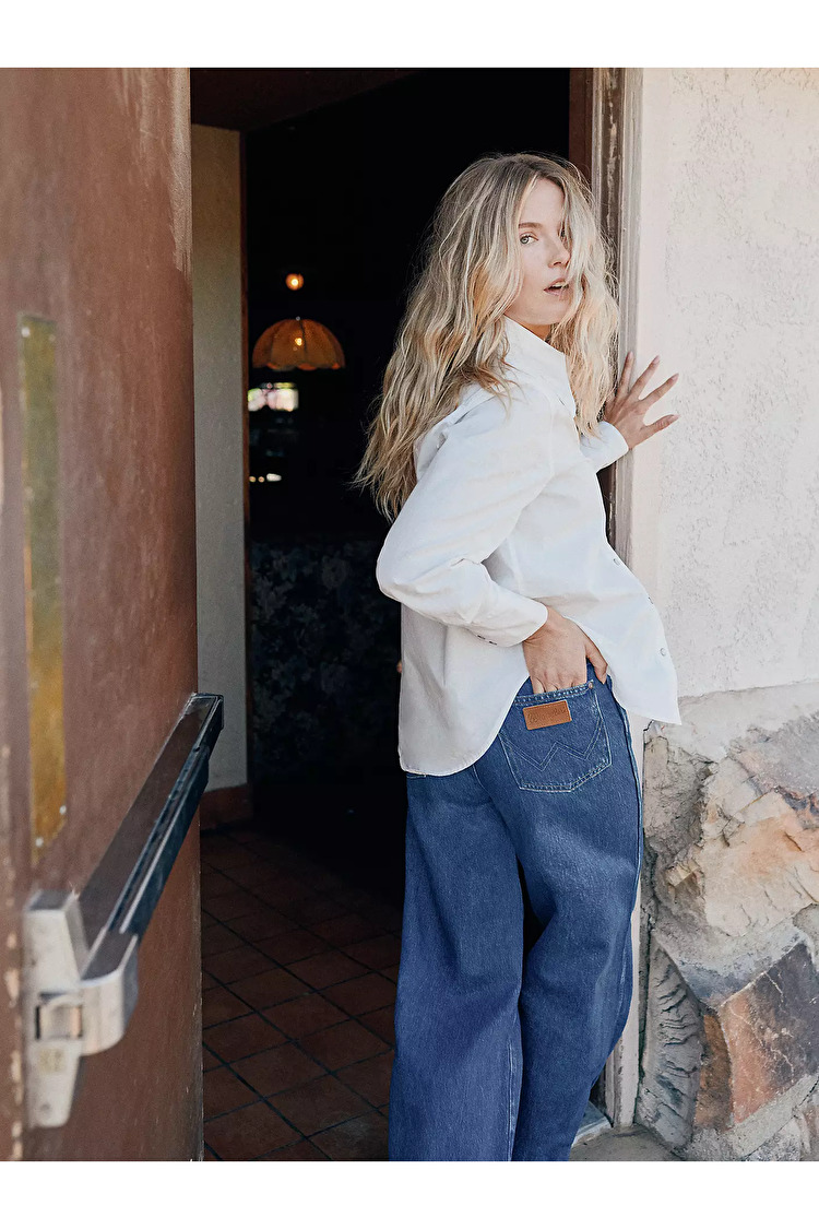 Джинси Wrangler CANYON Loose Fit (112378704) Блакитний