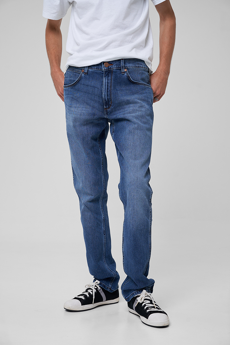 Джинси Wrangler Greensboro Regular Fit (W15QXG62U) Блакитний