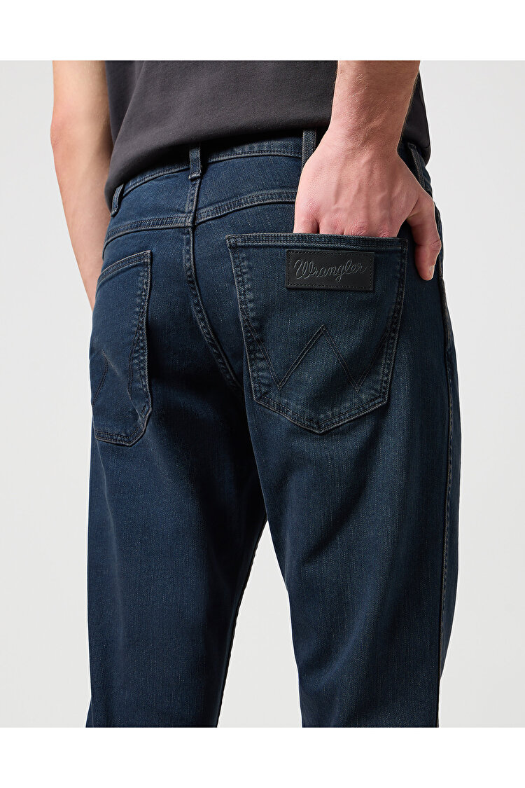 Джинсы Wrangler Greensboro Regular Fit (112141197-W15QLT35X) Темно-синий
