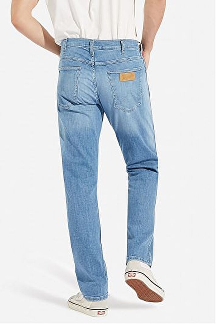 Джинси Wrangler Greensboro Regular Fit (W15QQA20L) Блакитний