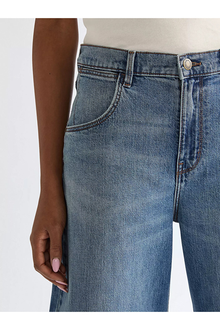 Джинси Wrangler LR ULTRA BARREL Loose Fit (112379736) Блакитний