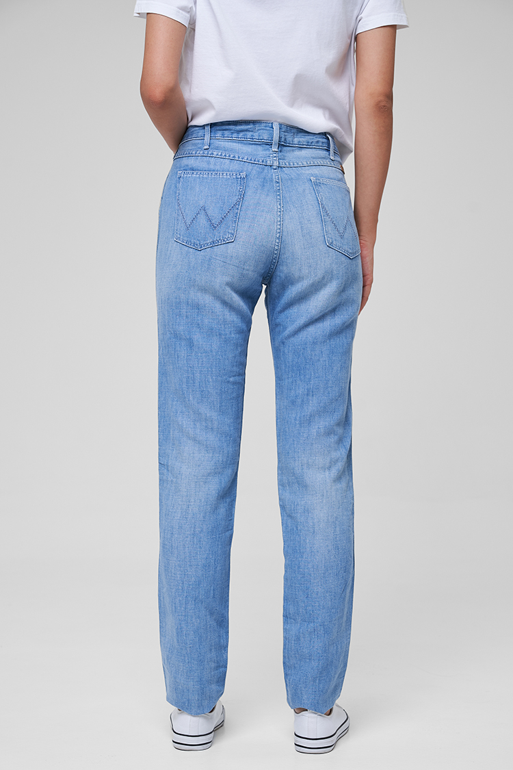 Джинси Wrangler Ashboro Boyfriend (W26Q9576P) Блакитний