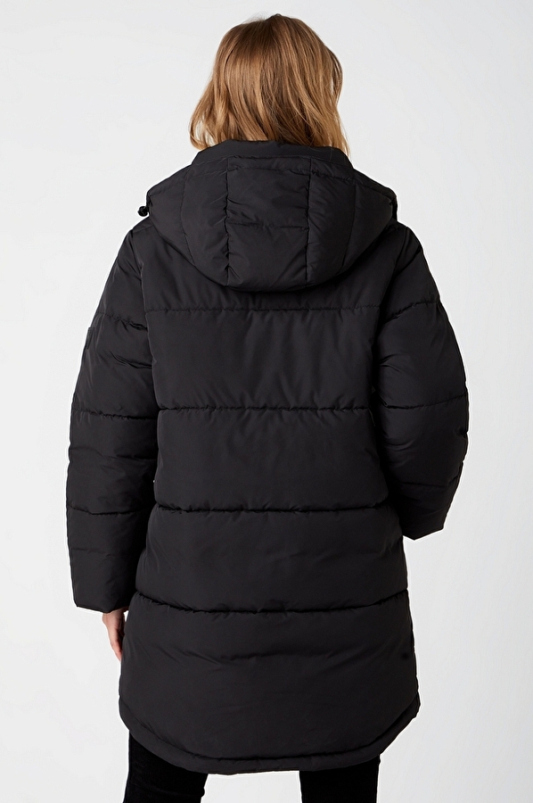Куртка длинная Wrangler Long Puffer Relaxed Fit (W4S8VJ100) Черный