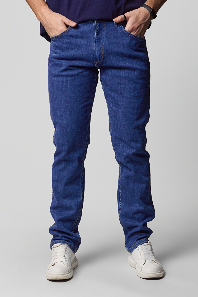 Джинси Wrangler Greensboro Regular Fit (W15QQA20T) Блакитний